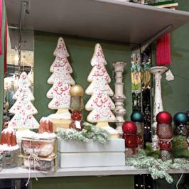 Alberetti di Natale decorativi di ceramica