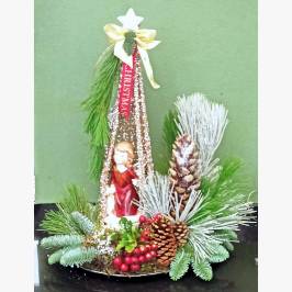 composizione natalizia fresca con angelo, pino, pine, altro